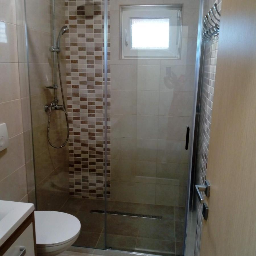 Mendula Appartement Pakoštane Buitenkant foto